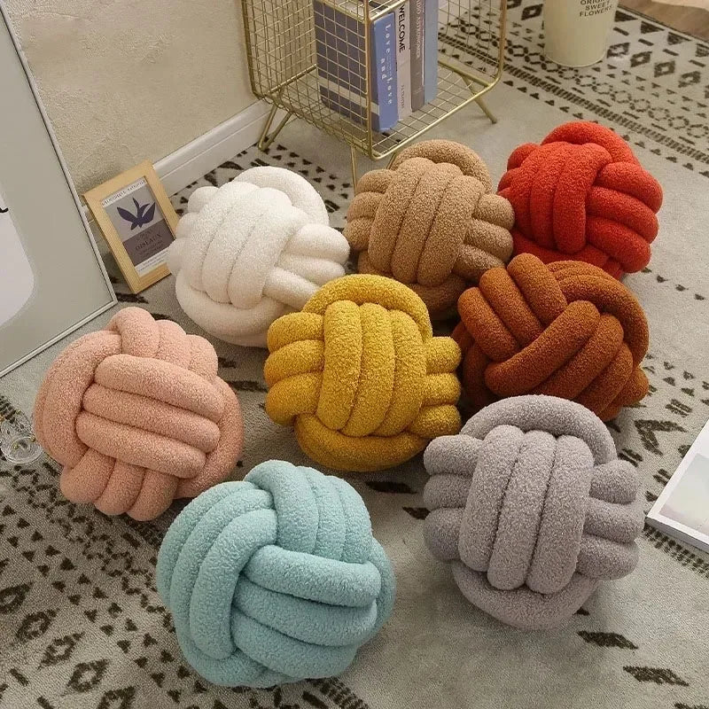 Coussin Boule Nouée Bouclette