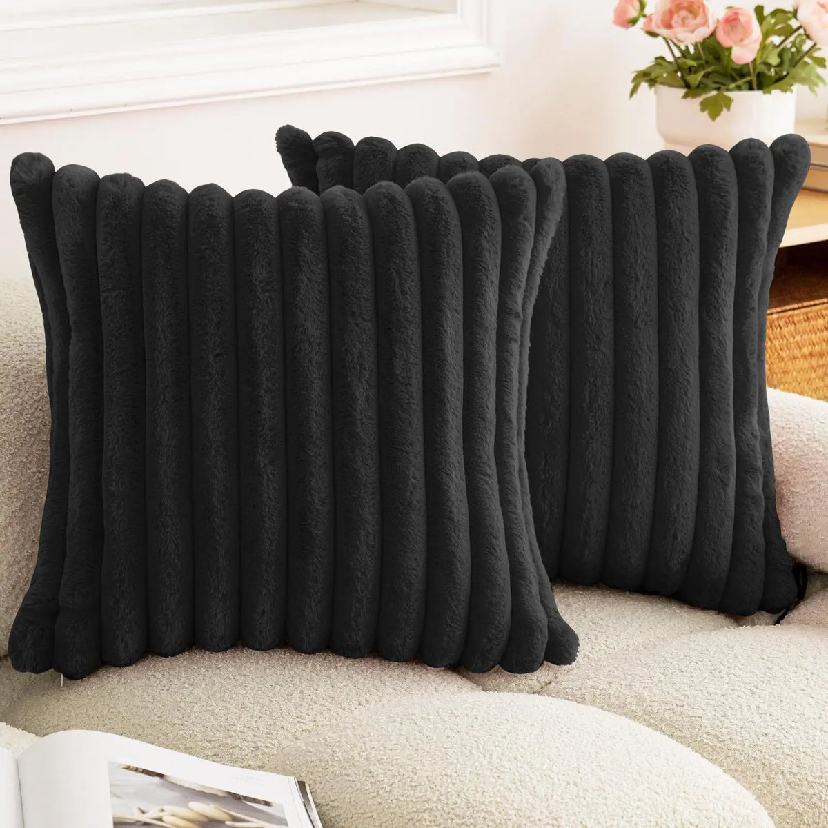 Housse de coussin Fausse Fourrure de Lapin - Noir