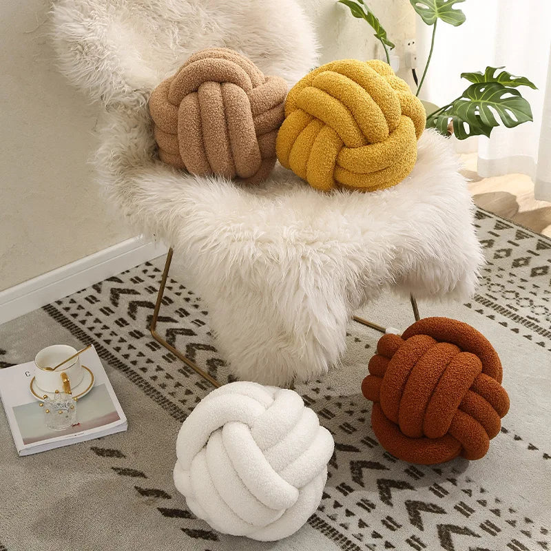 Coussin Boule Nouée Bouclette